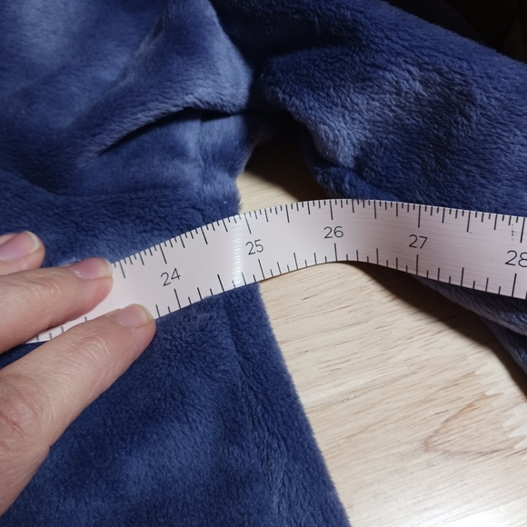 32 Degrees Purple Hooded Sleeplounger Gown Velour Velvet Size Large - Picture 12 of 13